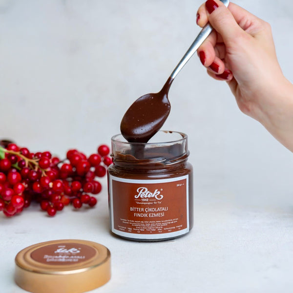 Petek 1942 Dark Chocolate Hazelnut Spread 200g (7.05 oz)